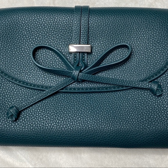 Charming Charlie Teal Clutch Wristlet Purse - Picture 3 of 7